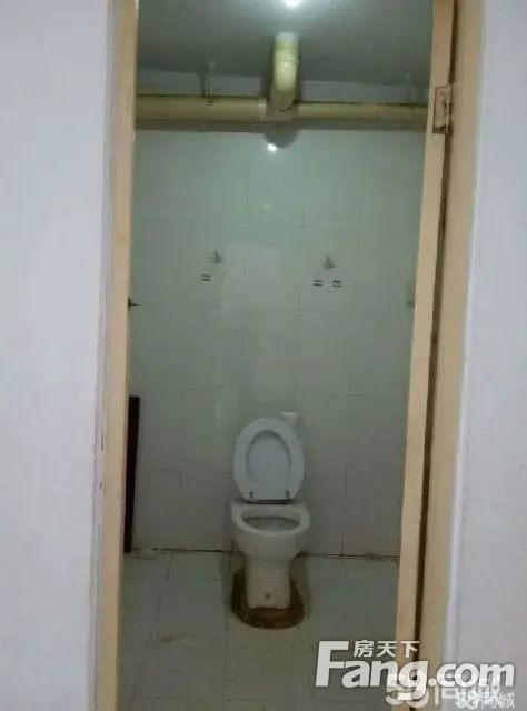 运管家属楼2室1厅1卫西南北朝向1400.00元/月出租