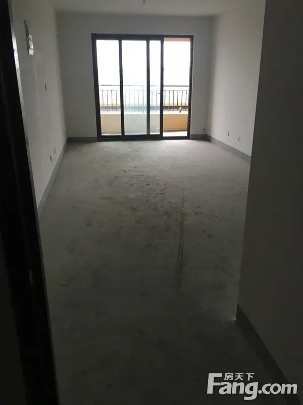 ½