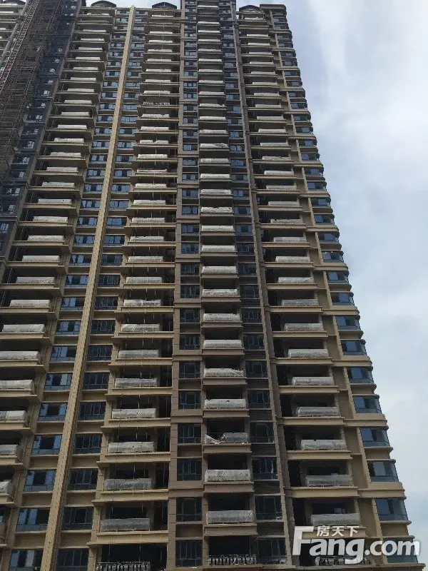 碧桂园柏丽湾3室2厅2卫75万/套