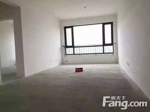 丛林背景二手房实景图