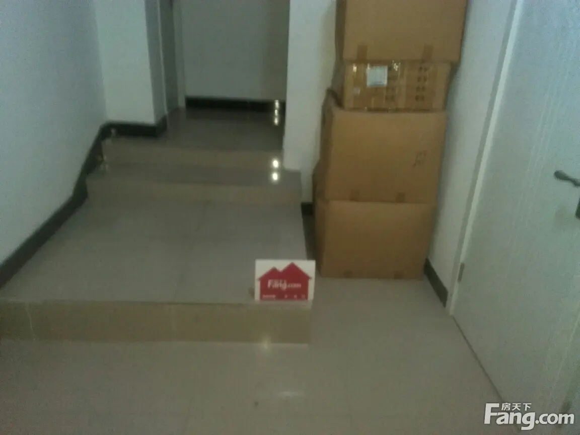 华高新苑南苑二手房实景图