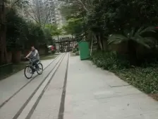 此房户型方正实用 满五年 税费低 诚意出售