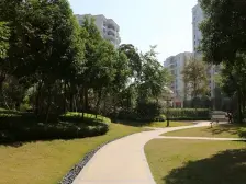 中铁元湾三期大平层,使用近350平,安静位置看中庭