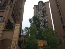 该房满两年,出入方便,配套齐全 采光好