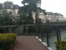 南山内独栋,大花园,实的面积1000平米。