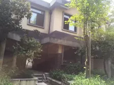 核芯湖畔独栋:隔绝纷扰的亲水天地