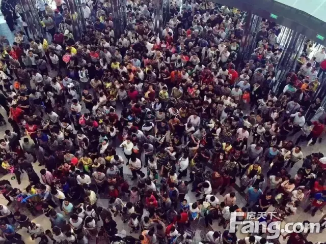 万达城主题乐园开业,人多到恐怖(图)