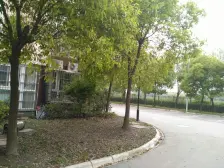 东方明珠花园 5室2厅 南