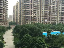 龙泉豪苑 业主自住标准 高楼层视野好 诚心出售