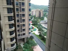 精装大4房、朝南户型方正、采光好,诚心卖