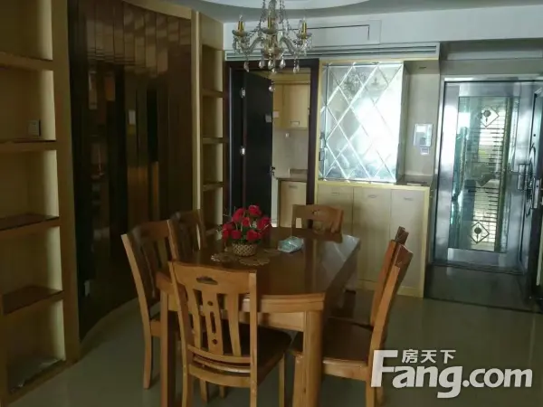 桥南锦州瑞苑急售房源 产权面积125平米 售79