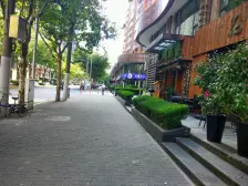 南京西路2020年次新房3方急售