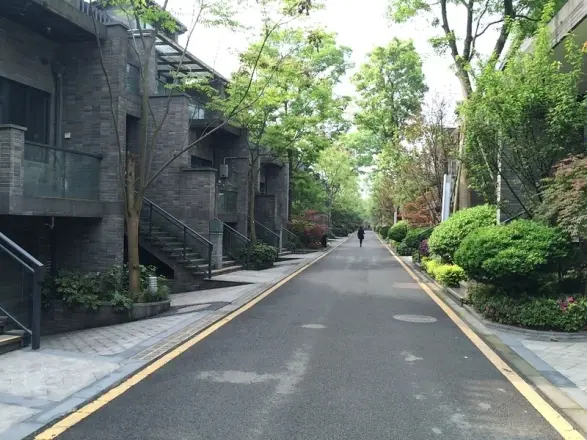 置信芙蓉青城小区实景图