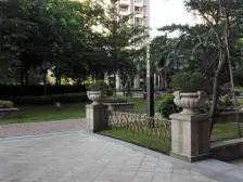 地铁口 汇展 精装一房一厅 诚意出售