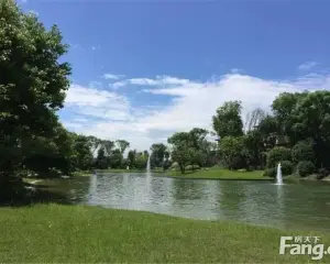 明宇豪雅青城 4室2厅 东 东南