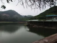 精装大三房,有前后大花园,实用160平,诚心卖