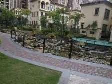 地铁口物业江山花园 南北对流三房双平台!