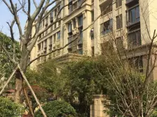 朗贤加州溪谷3房出售,交通方便,生活便利