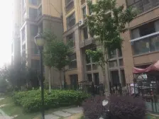 南山檀郡 前排采光好 纯毛坯随心装修 满五 商业配套设施齐全