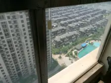 保利东湾小区 精装复试上下4层